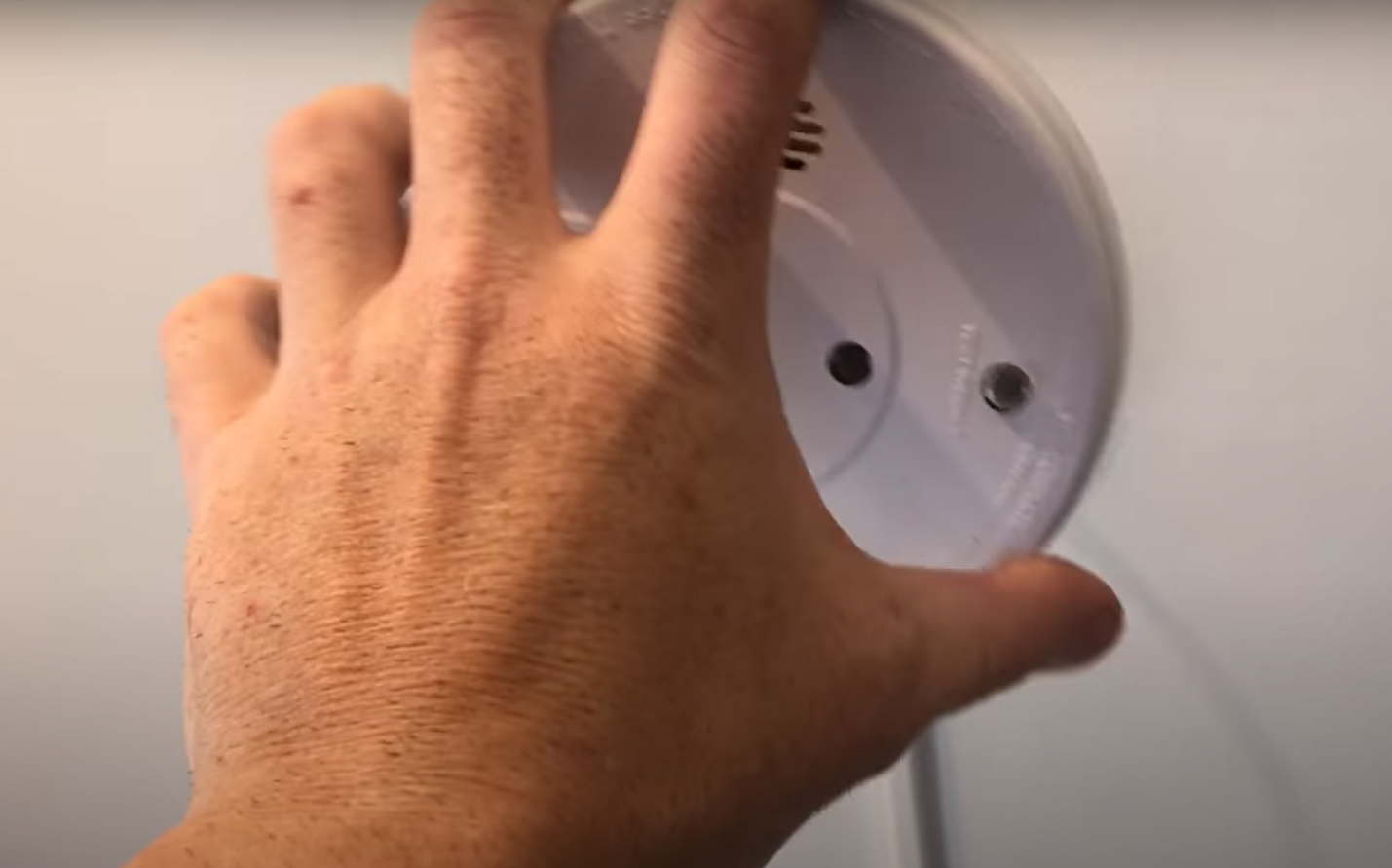 Can Smoke Detectors Detect Vape? VapeProfy
